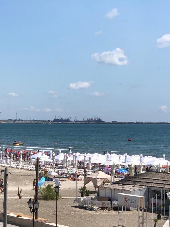 Lavand Eighteen 3 Năvodari Екстериор снимка